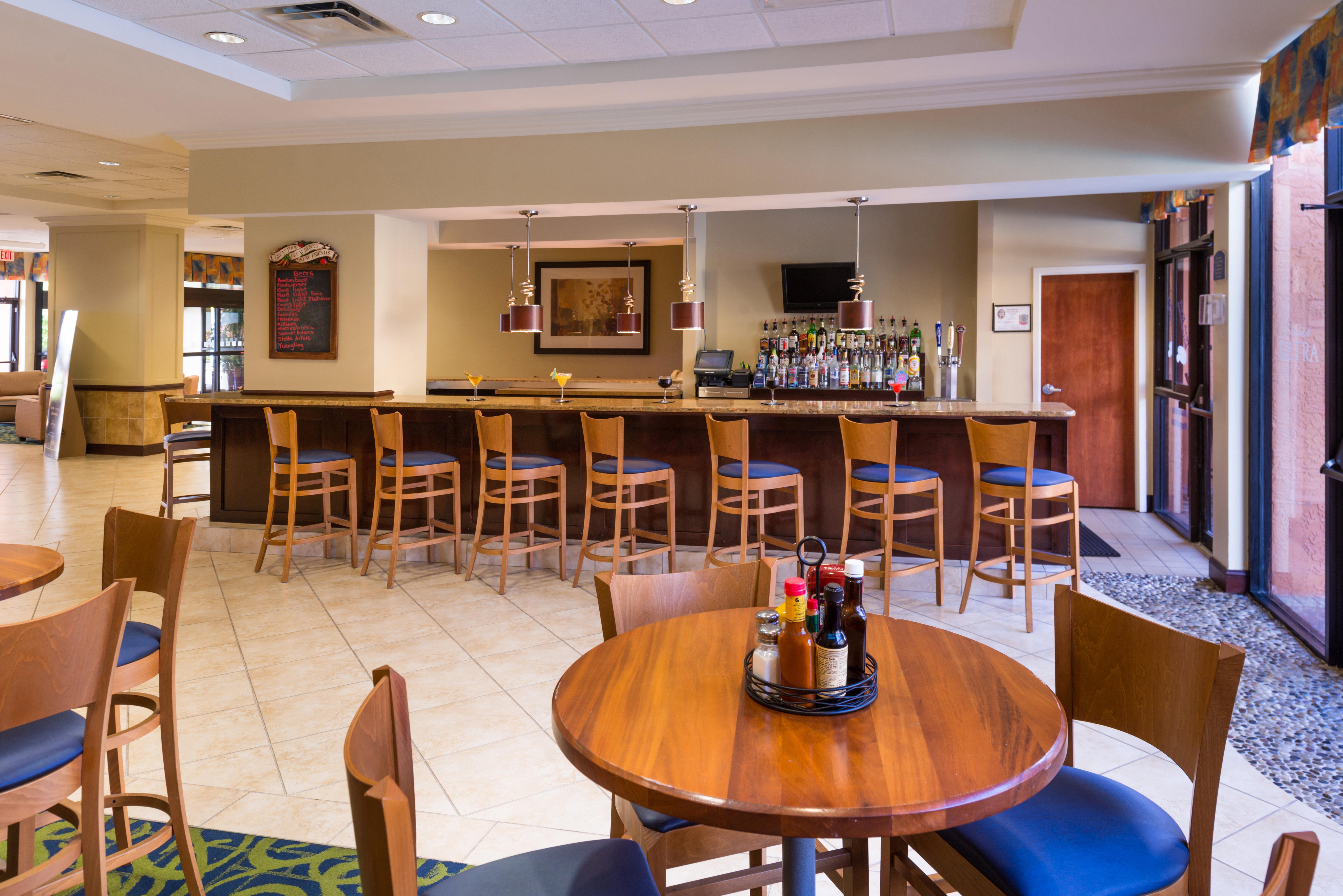 Holiday Inn & Suites Orlando Sw - Celebration Area By Ihg Kissimmee Exterior photo