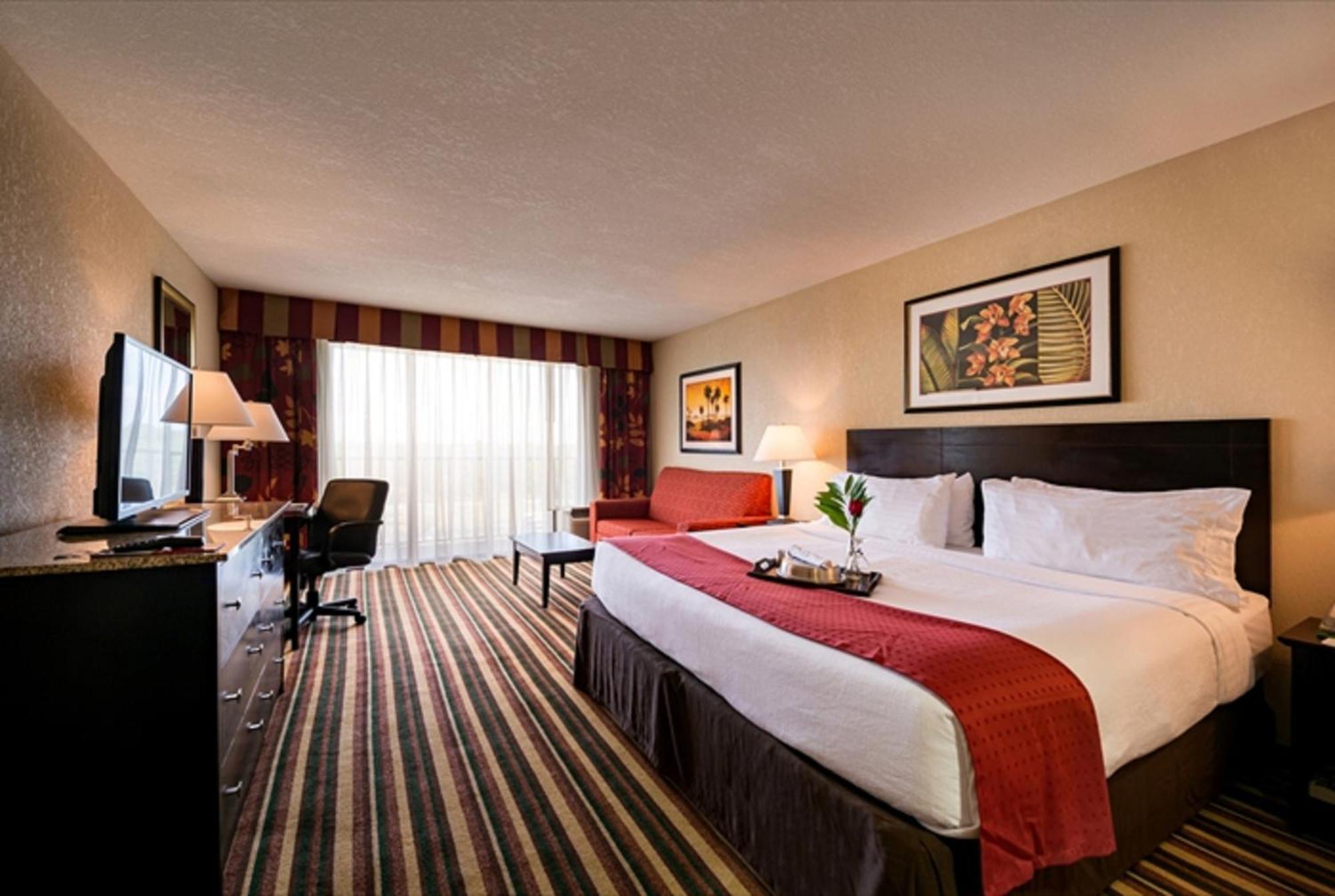 Holiday Inn & Suites Orlando Sw - Celebration Area By Ihg Kissimmee Exterior photo