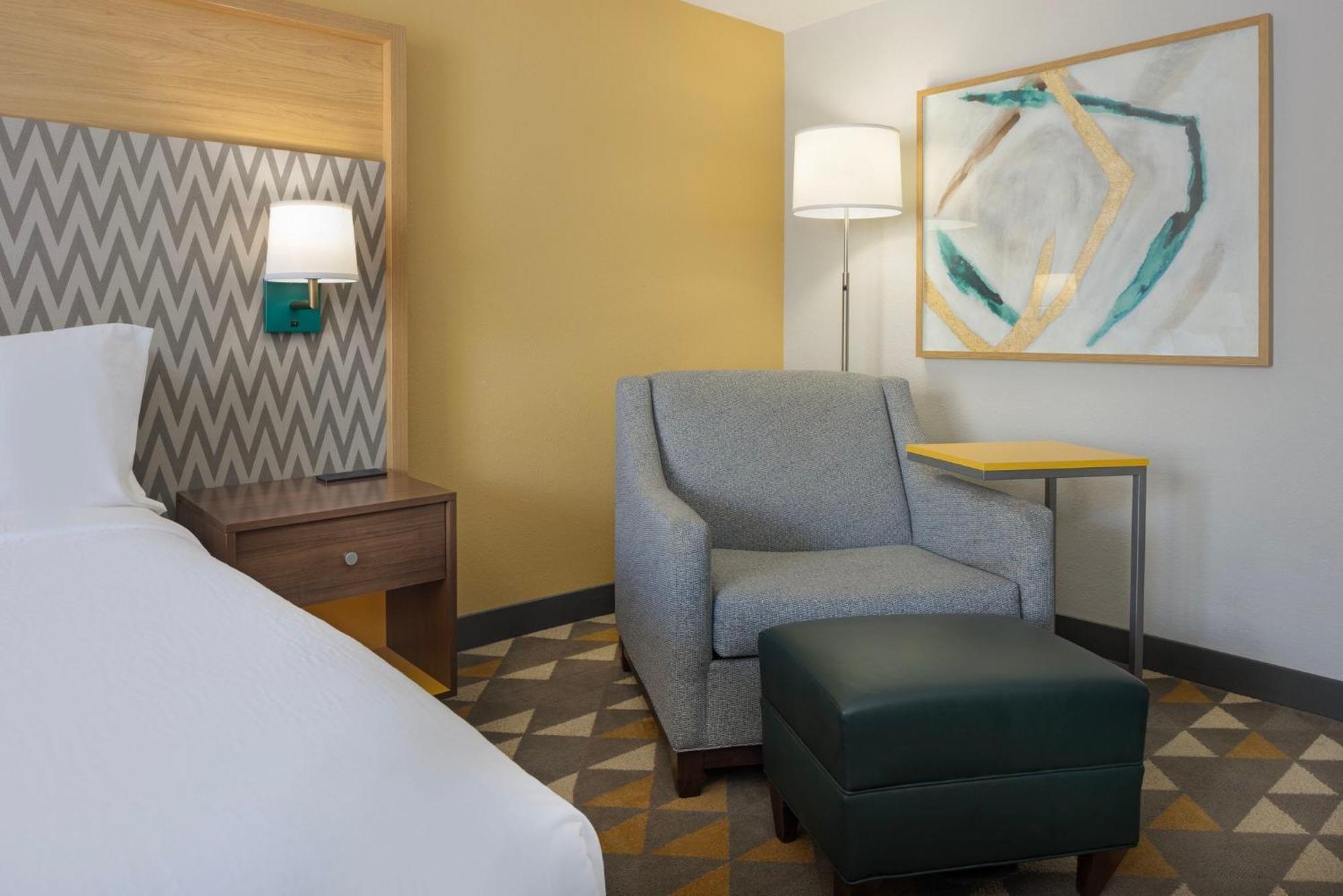 Holiday Inn & Suites Orlando Sw - Celebration Area By Ihg Kissimmee Exterior photo